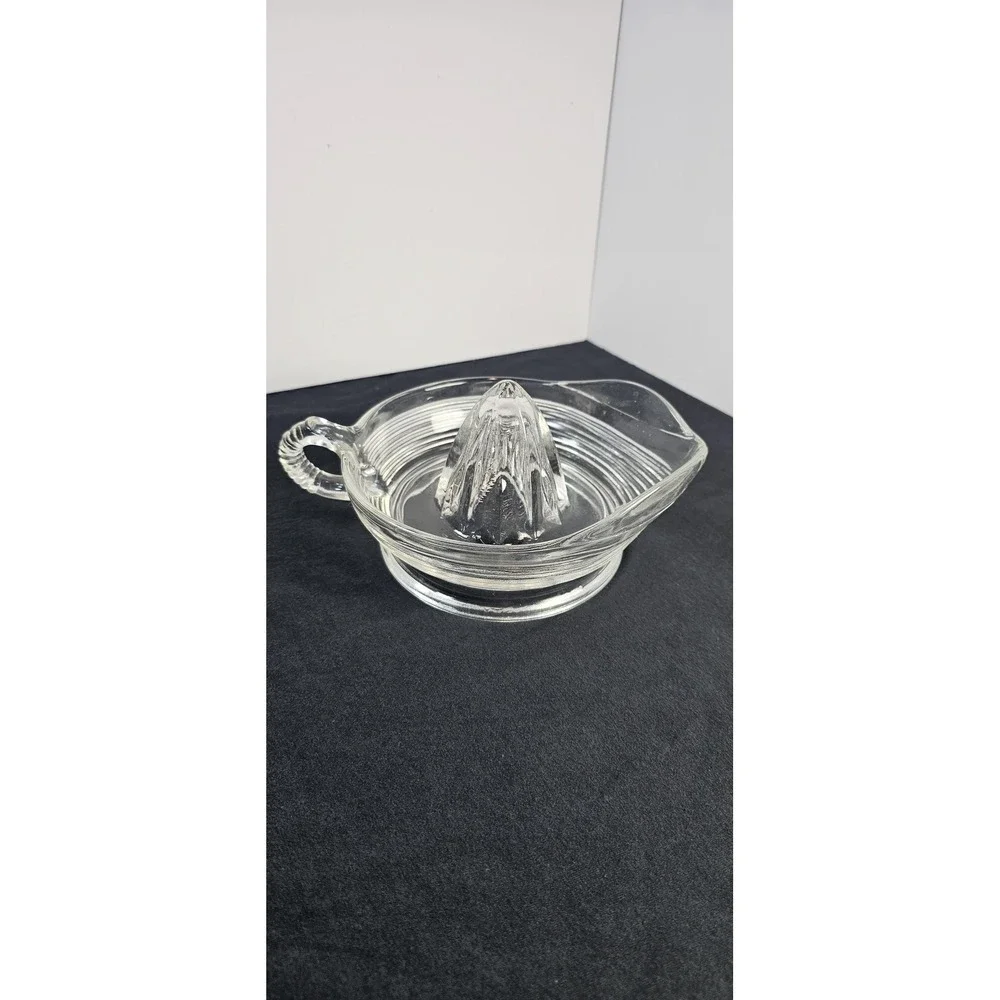Vintage Clear Glass Citrus Juicer Orange Lemon Lime Juice Reamer Ribbed Art Deco
